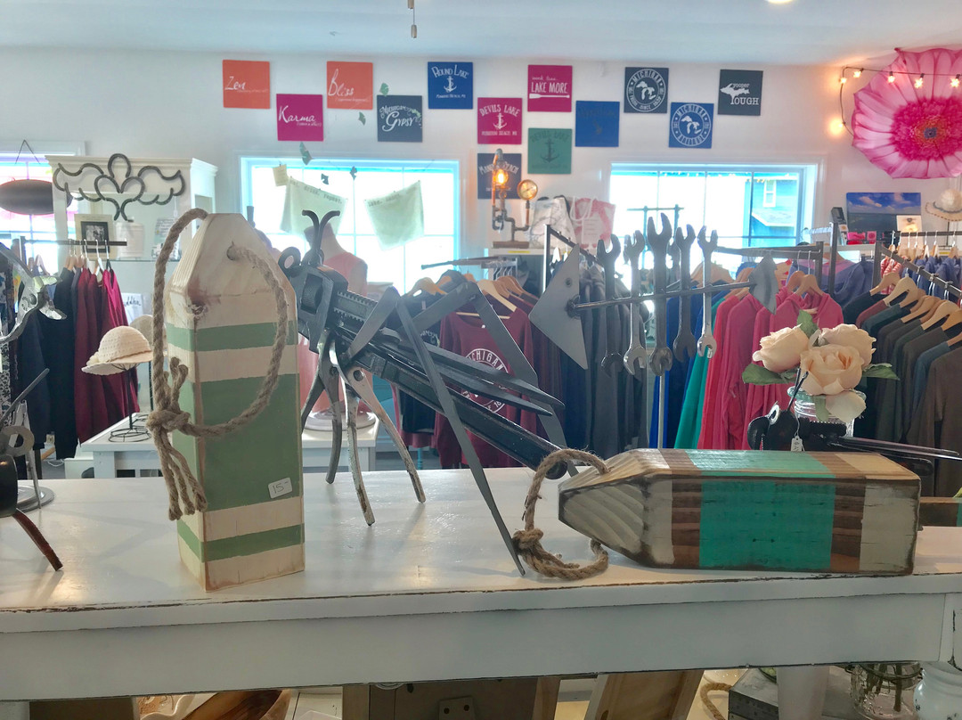 Michigan Gypsy Boutique-Manitou Beach必去景点