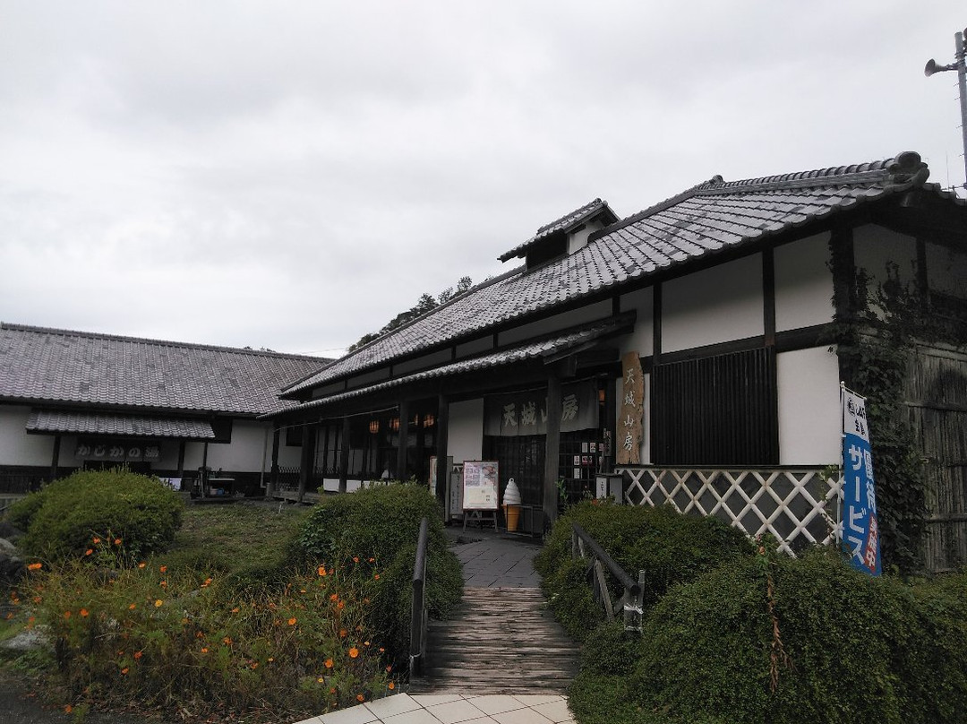 Michi-no-Eki Hana no Sanseien Izu Matsuzaki-松崎町必去景点