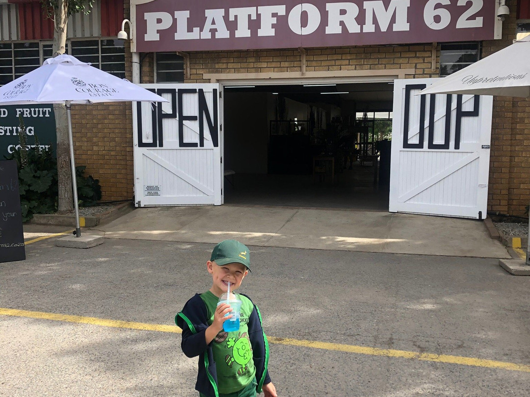 Platform 62-Ashton必去景点