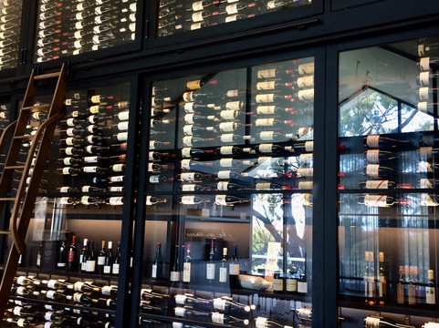 斯派瑟斯旅馆主图