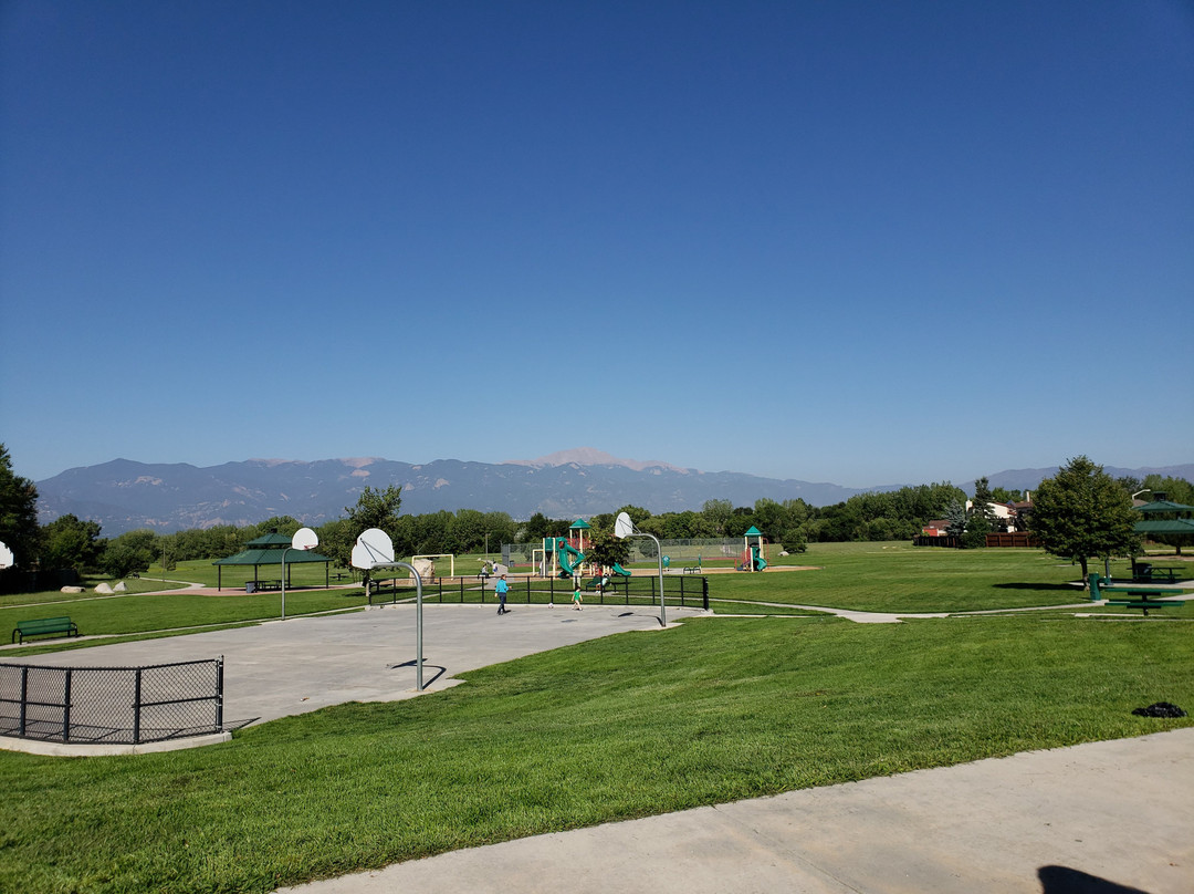 Security-Widefield旅游景点-Wildflower Park