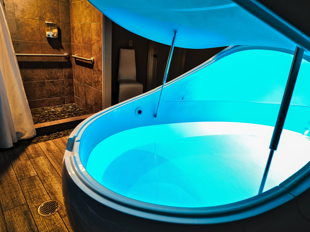 Fort Carson旅游景点-Luna Float Spa