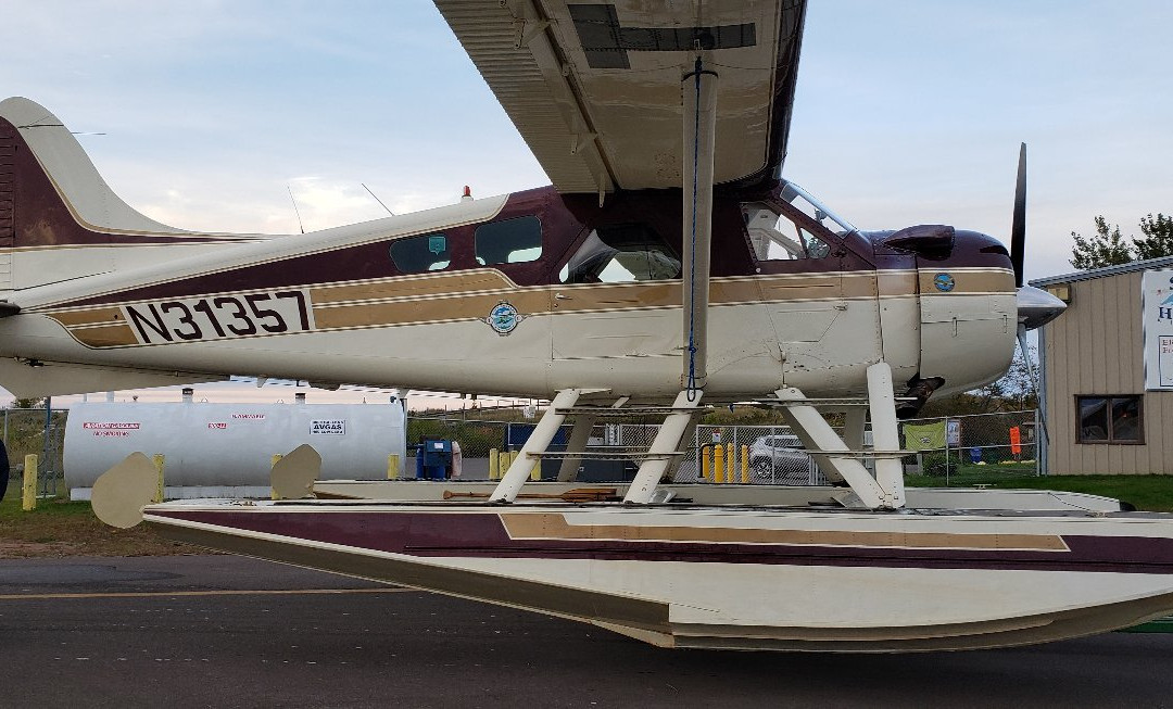 Lake Country Air & Beaver Air Tours-德卢斯必去景点