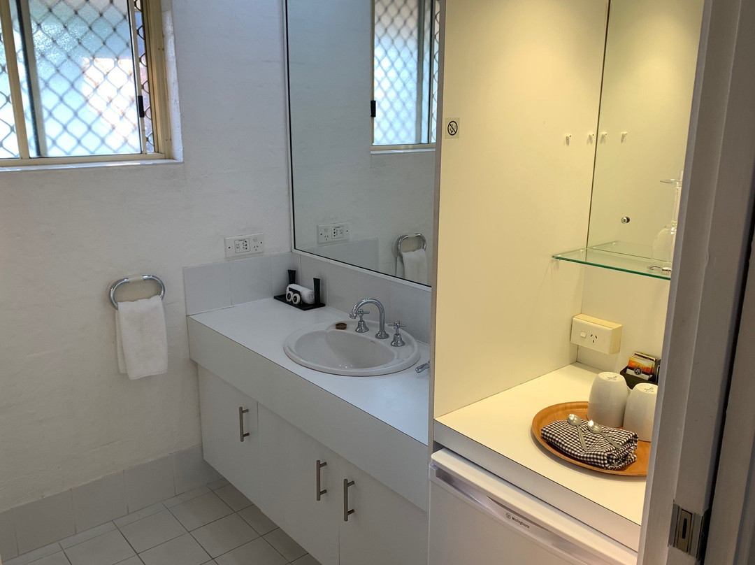 巴利纳岛汽车旅馆主图