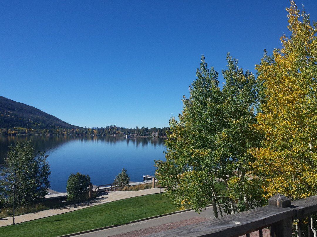 Western Riviera Lakeside Lodging主图