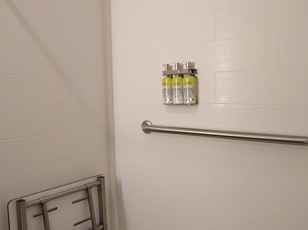 Holiday Inn Express & Suites Jamestown By IHG主图