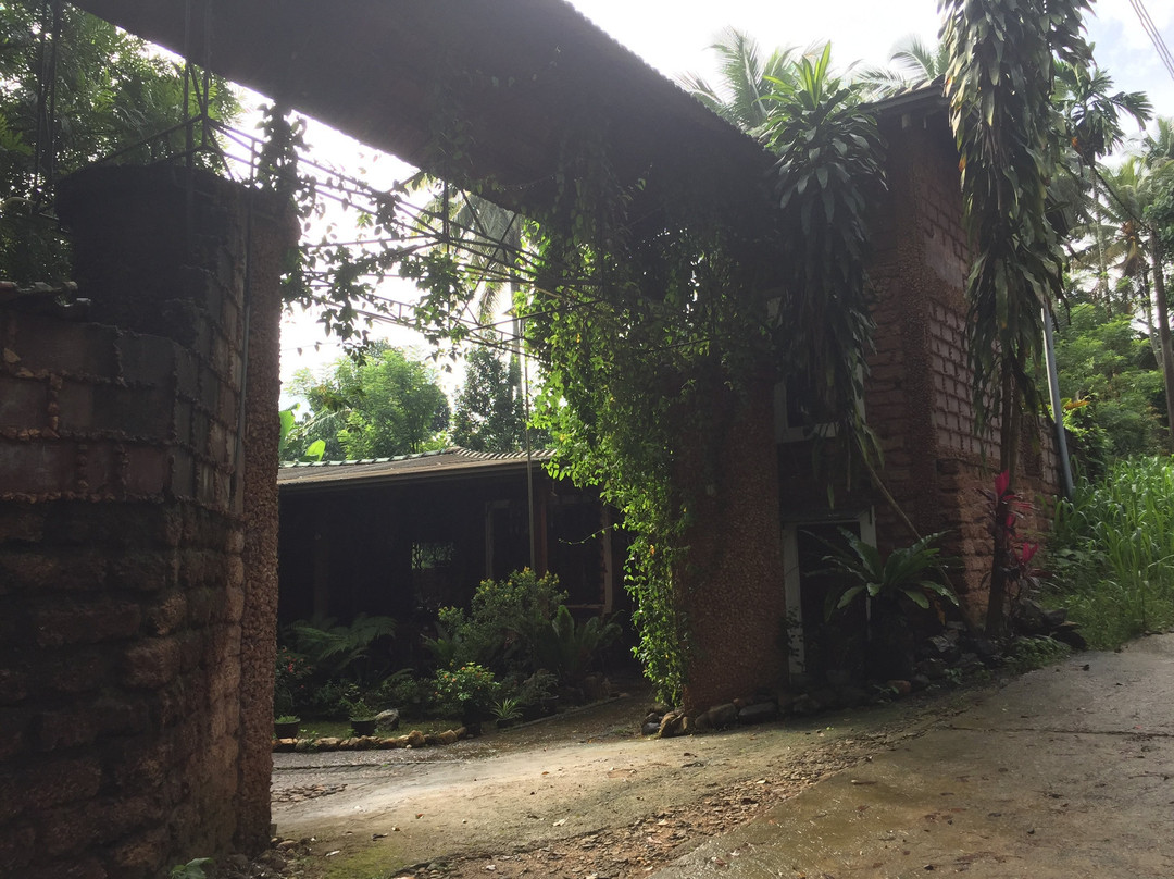 Sapphire Holiday Resort主图