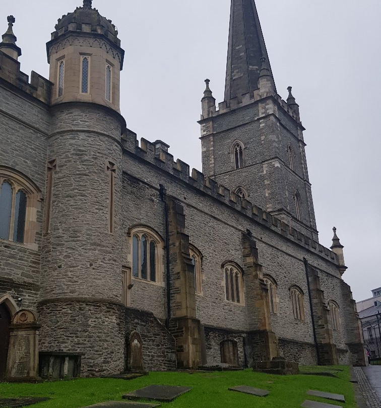 St. Columb's Cathedral-德里必去景点