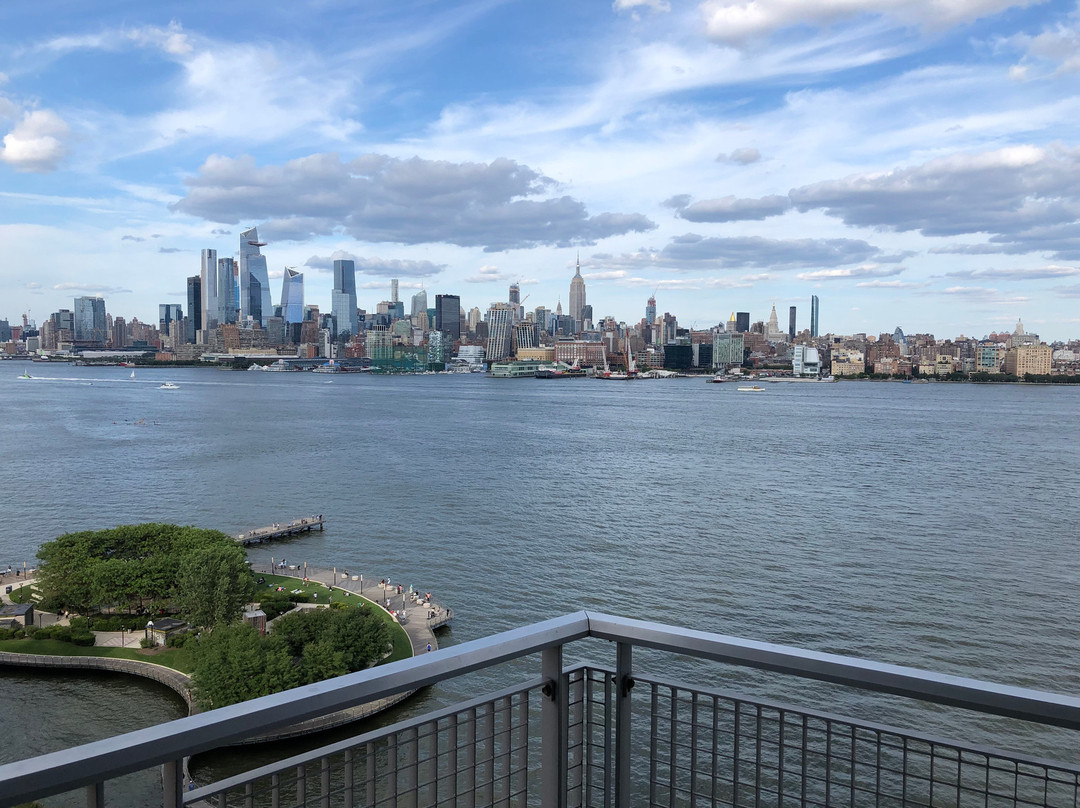 霍博肯W酒店主图