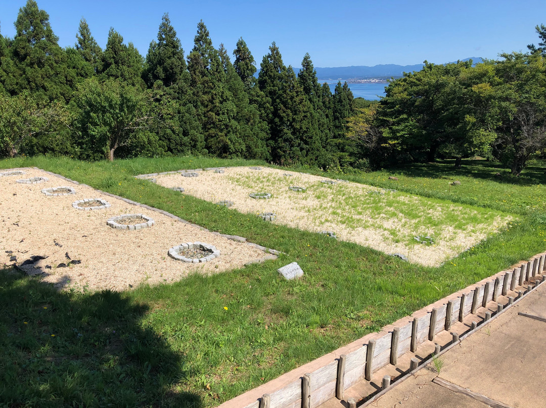 Kaminokunidate Remains - Remains of Katsuyamakan-上之国町必去景点