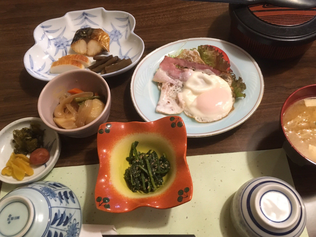 哈拉大雅酒店主图