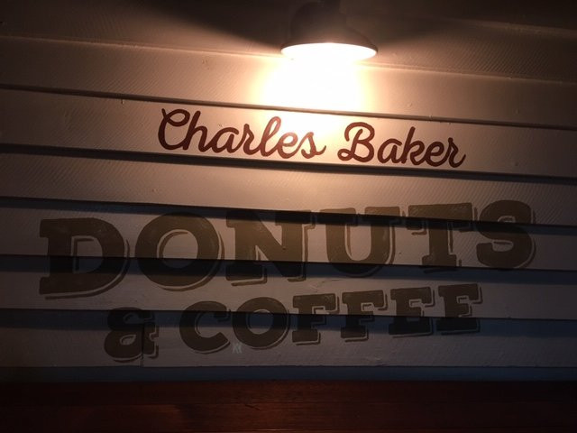 格伦套房酒店主图