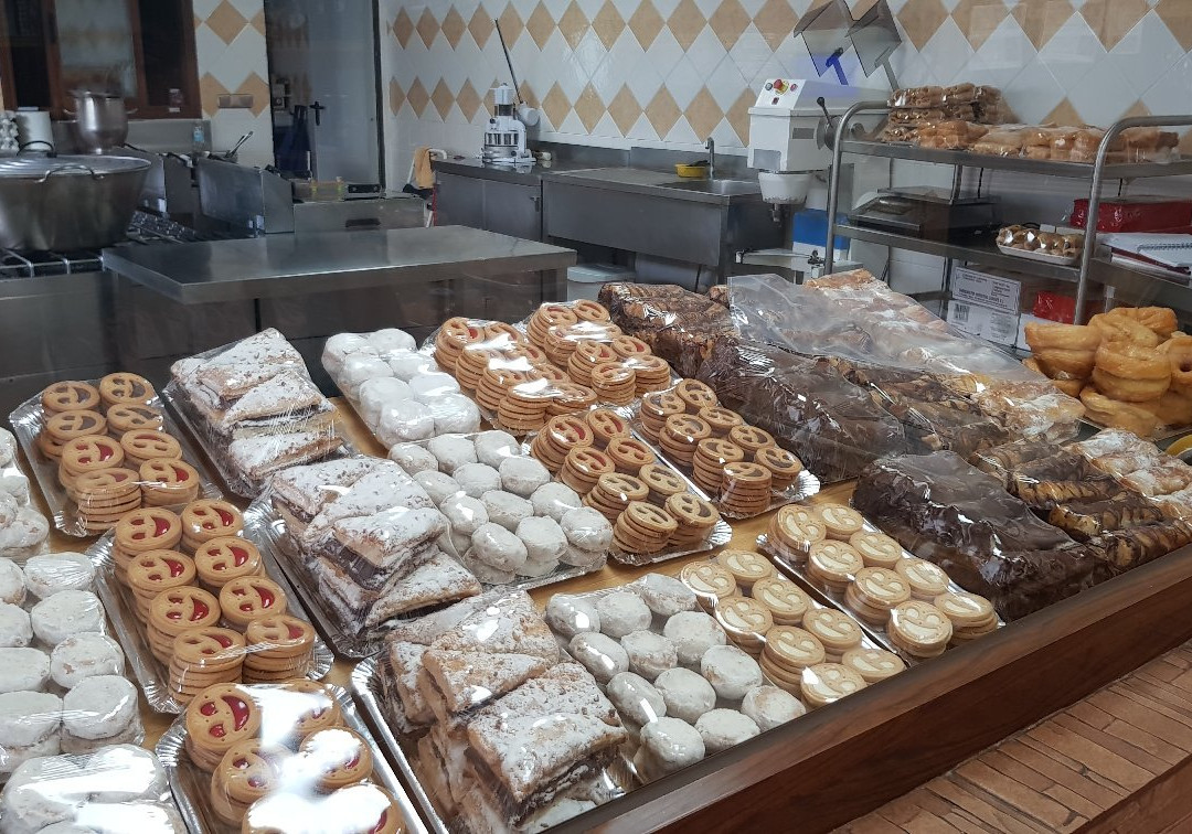 Roscos y pestinos Conchita-Velez de Benaudalla必去景点