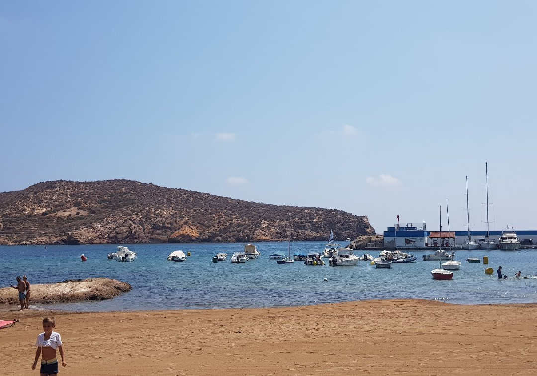 Playa de la Ermita-穆尔西亚马萨龙港必去景点