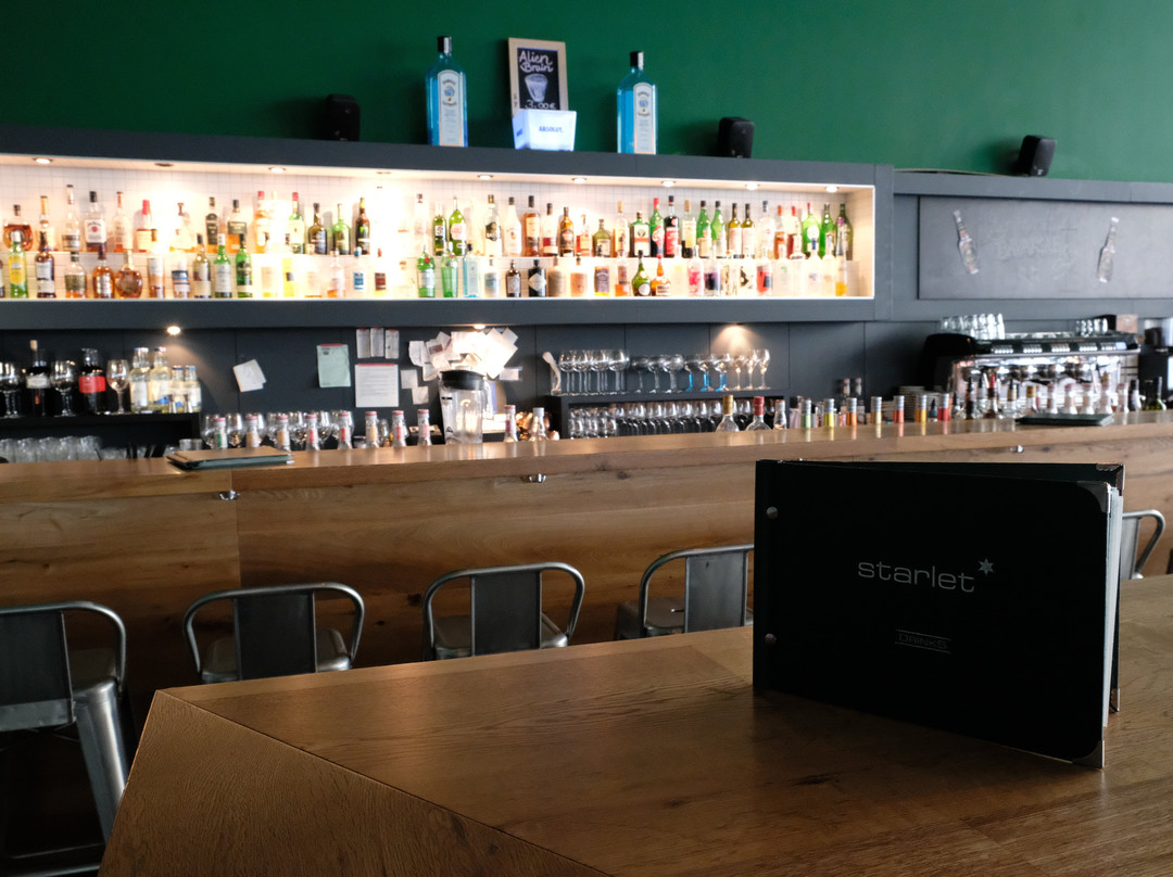 Starlet Cinema Lounge