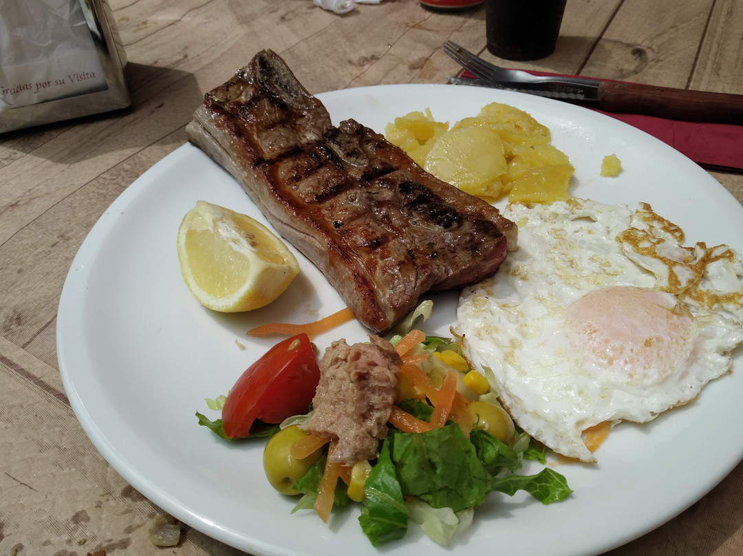 Hostal Restaurante Almenara主图