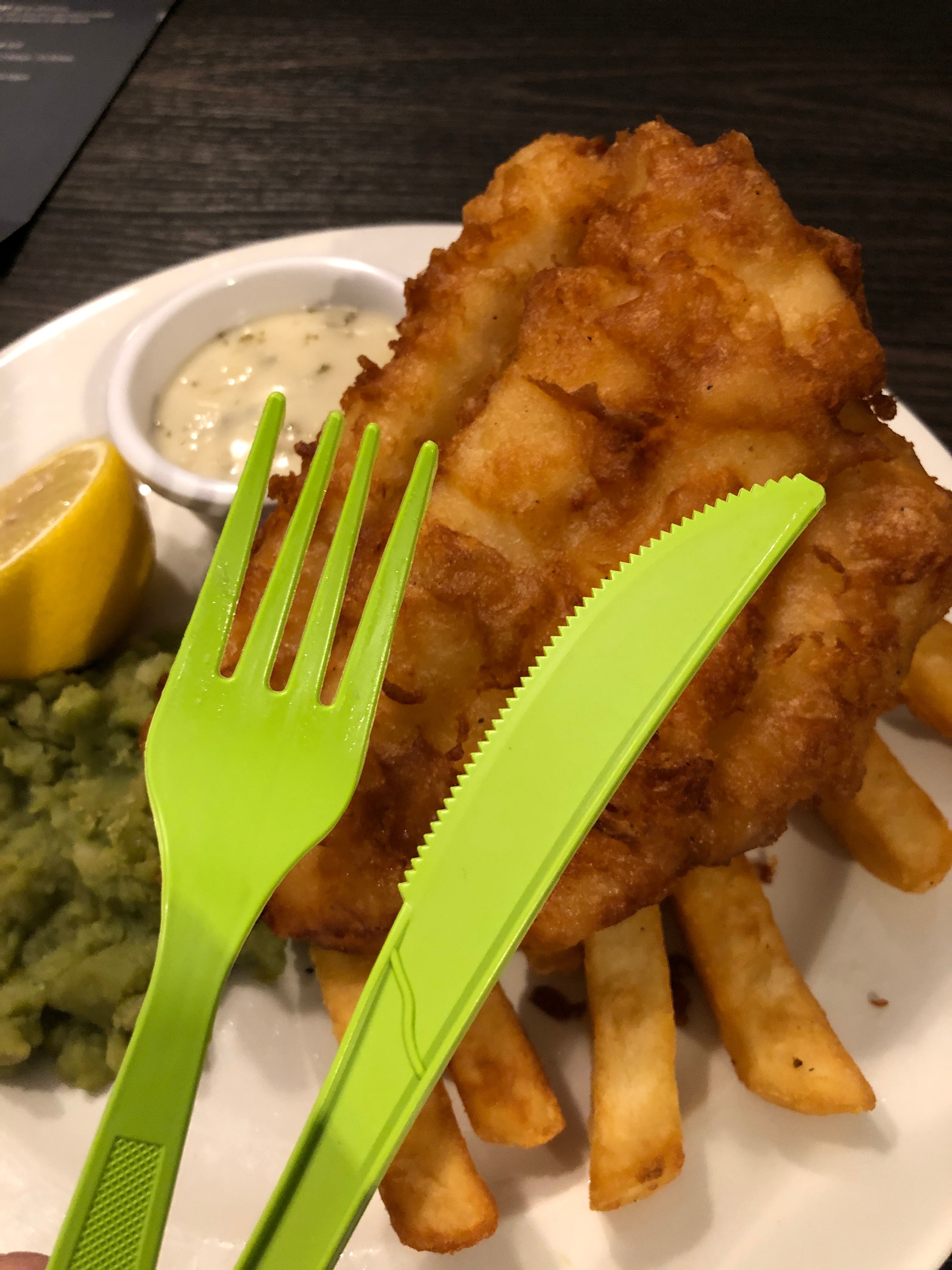 Village Hotel Portsmouth-餐饮