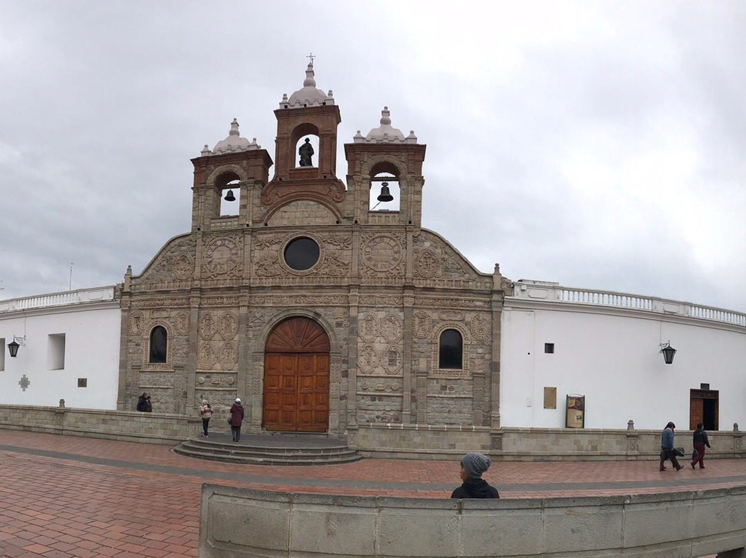 Catedral de Riobamba景点图片