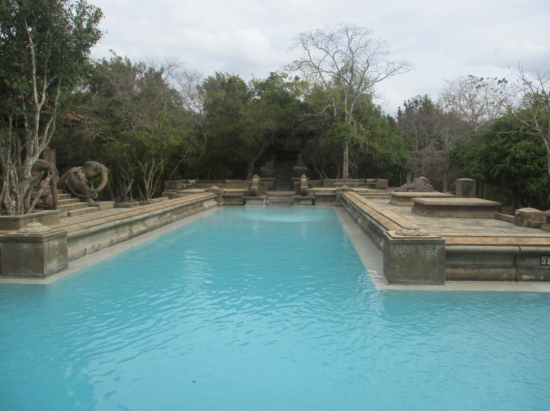 森林岩石花园度假村主图