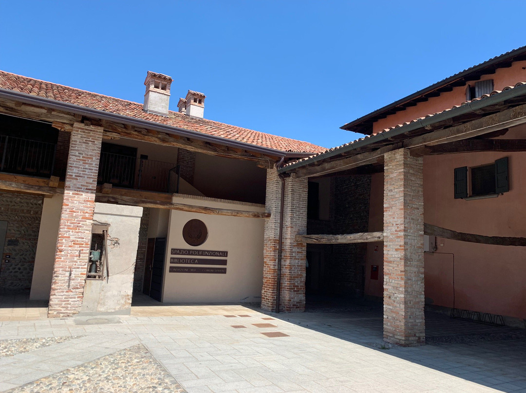 Castello dei Suardi-Spirano必去景点