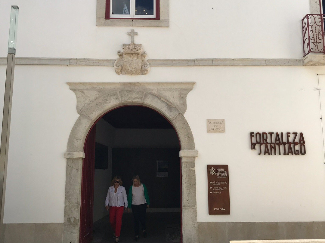 Fortaleza de Santiago-塞新布拉必去景点