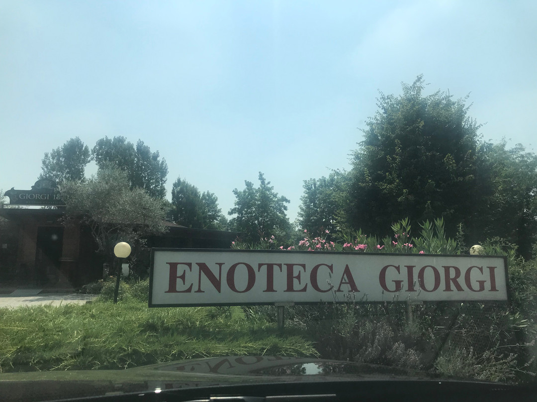 Cantine Giorgi-Canneto Pavese必去景点