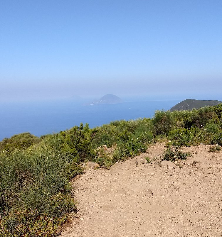 Monte Fossa delle Felci景点图片