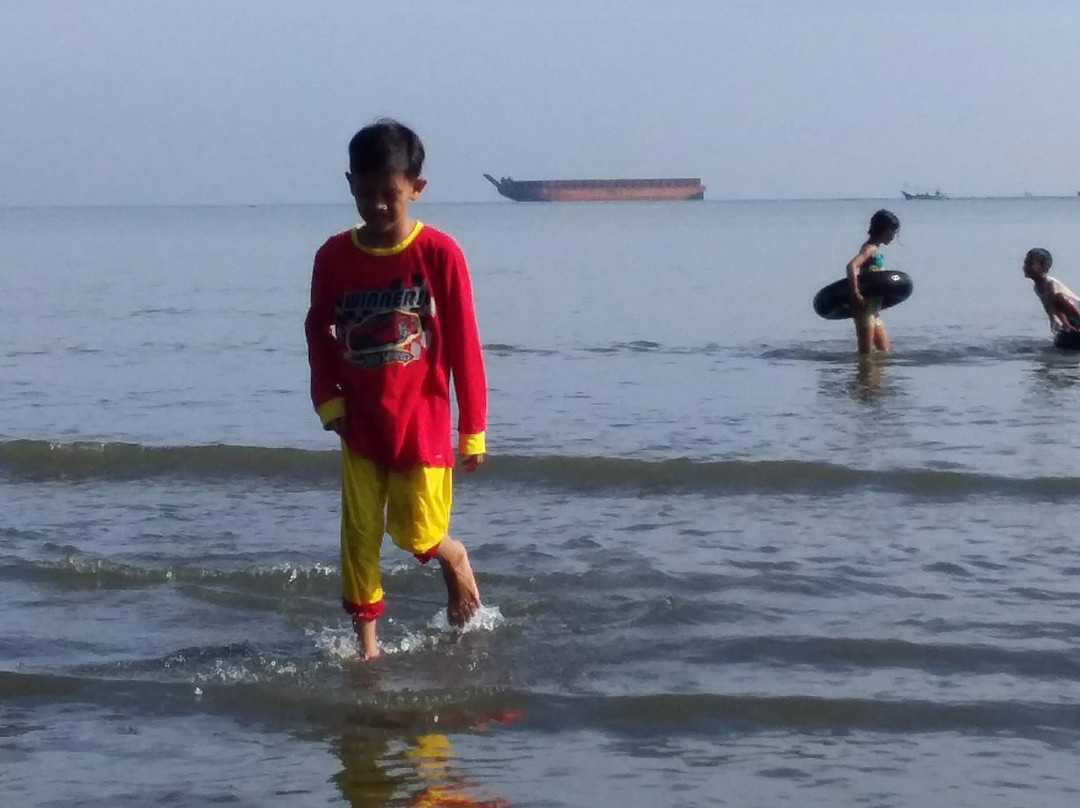 Alam Indah Beach景点图片