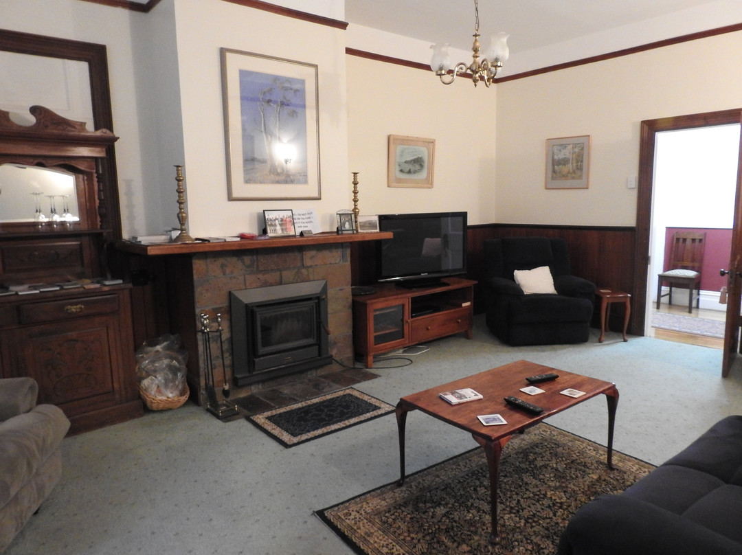 Acacia Bed and Breakfast主图