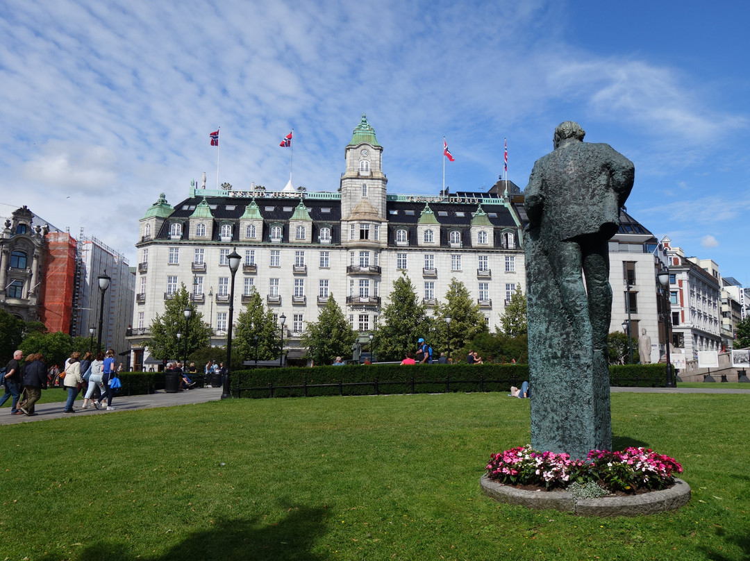 格兰德酒店主图