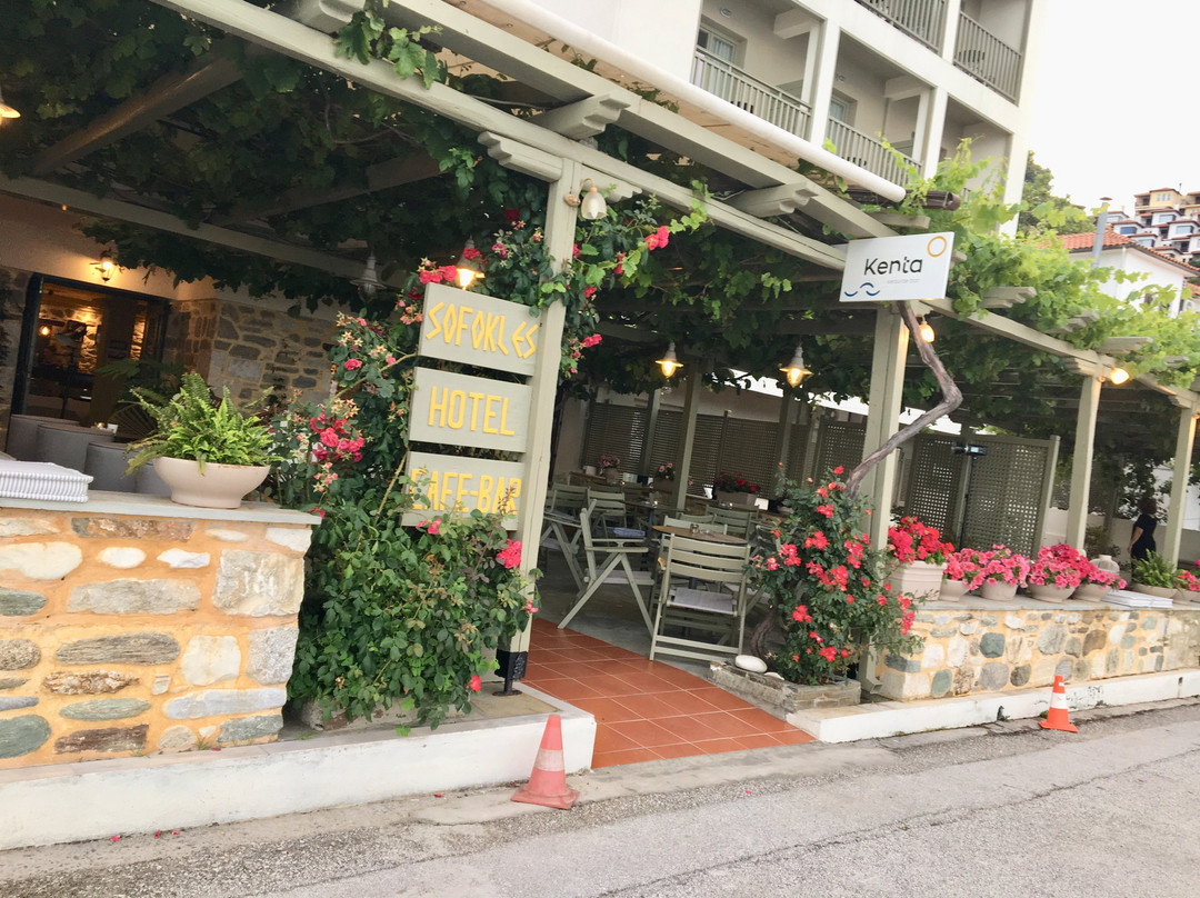 Kenta Beach Hotel主图