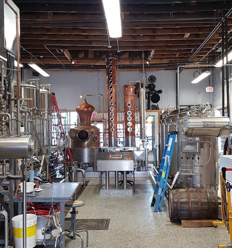 Eau Claire Distillery景点图片