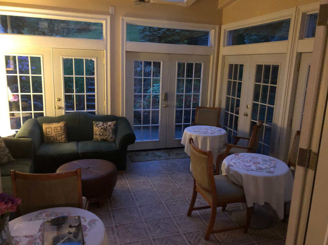 Sutton House Bed & Breakfast主图