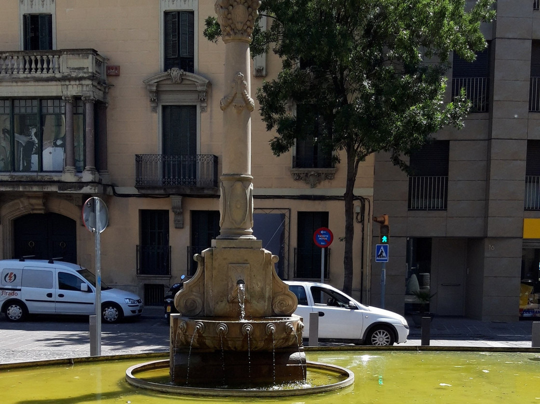 Placa de la Creu-伊瓜拉达必去景点