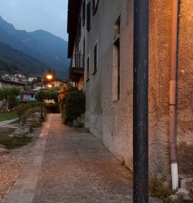 Castello di Lierna景点图片