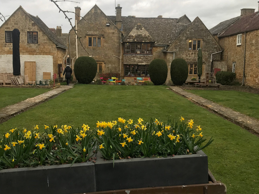 Crown and Trumpet Inn主图