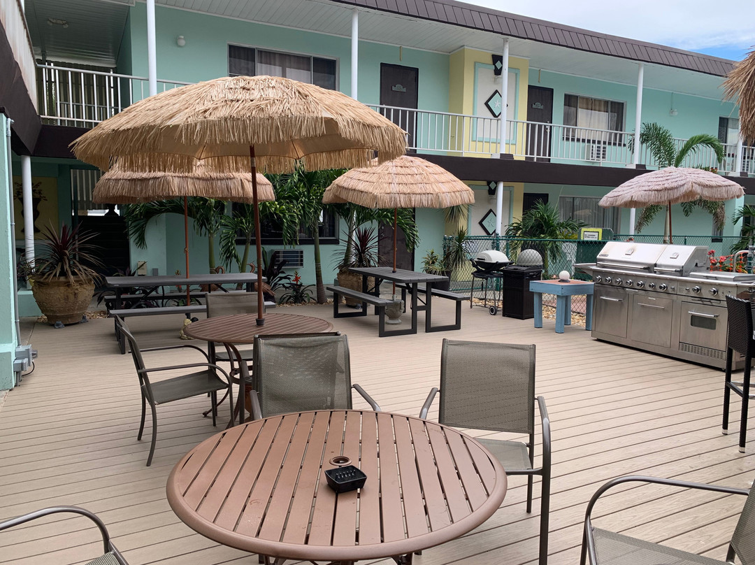 Island House Resort主图