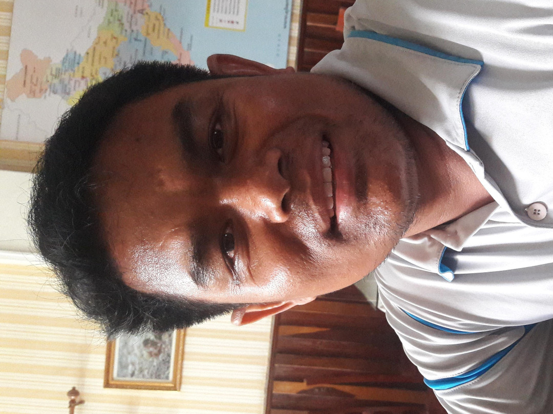 Tuk tuk tour guide Samnang nhay-马德望必去景点