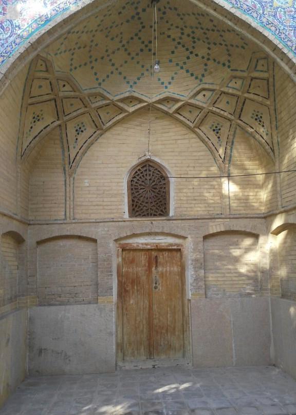 Madrese e-Khan-Shiraz必去景点