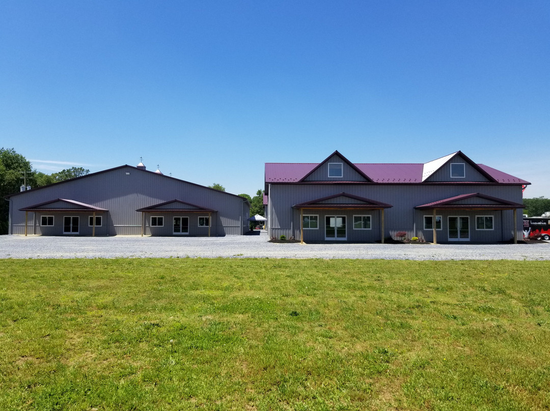 Blue Cork Winery and Vineyard景点图片