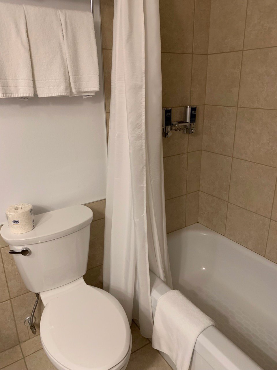 Four Points by Sheraton Edmundston Hotel & Conference Center-浴室