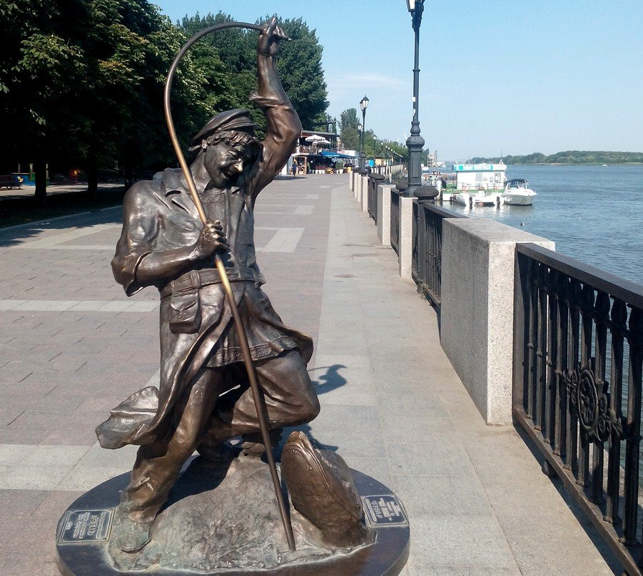 Sculpture the Fisherman-罗斯托夫必去景点
