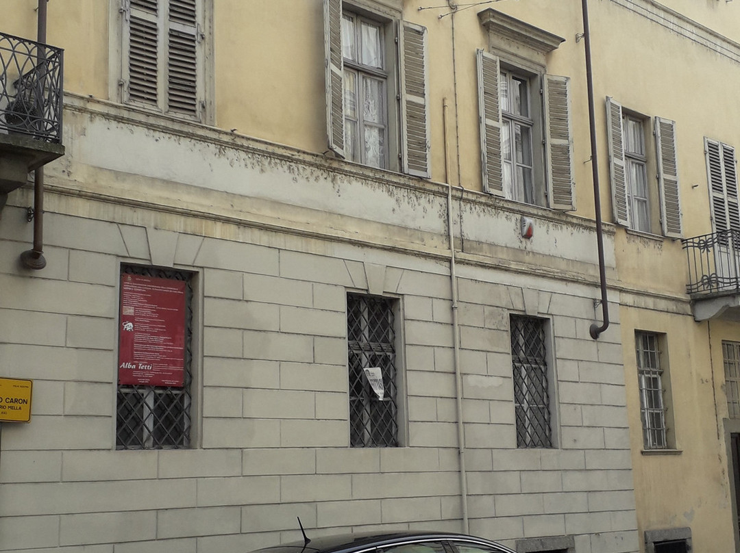 Palazzo Caron già Arborio Mella-韦尔切利必去景点