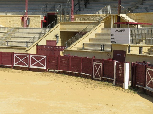 Plaza de Toros de Torremolinos-托雷莫里诺斯必去景点
