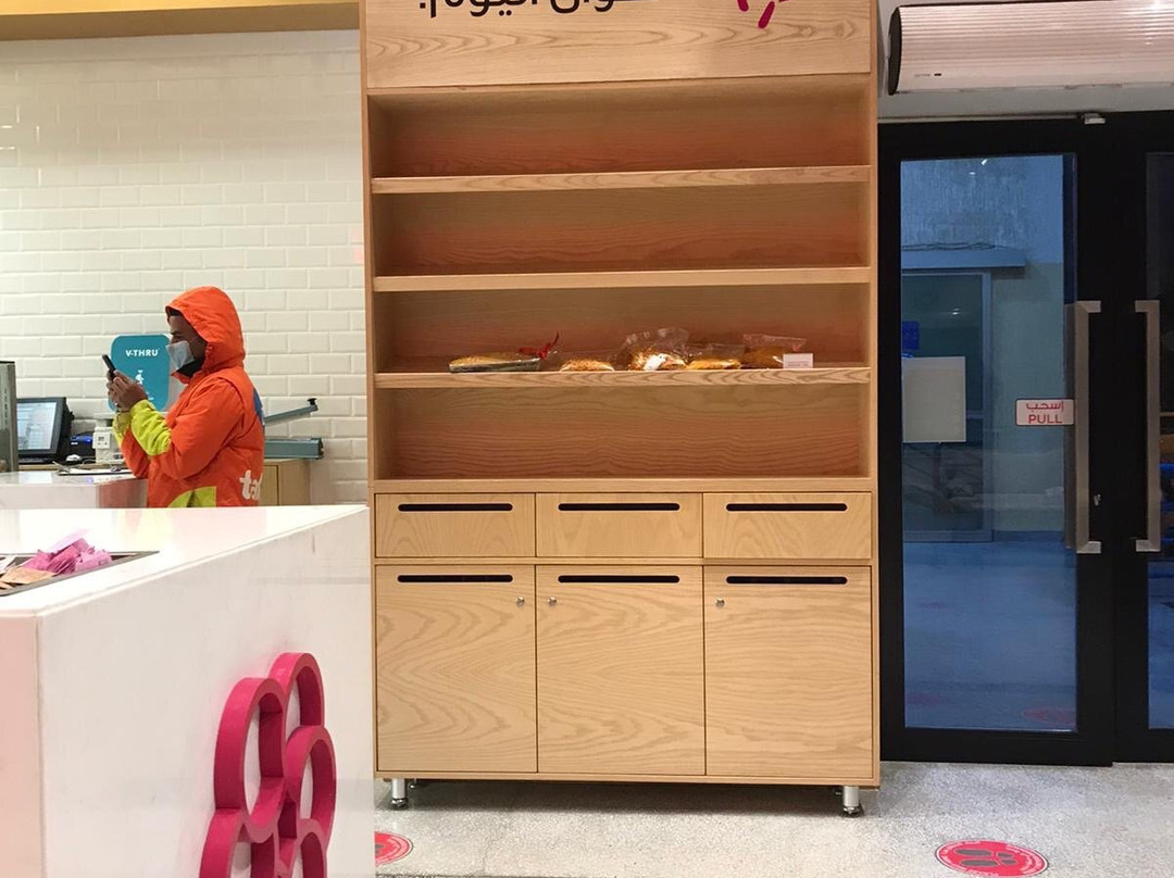 Caesars Confectionery & Pizzas Kaifan