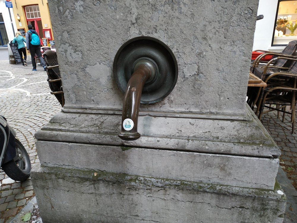 Sint-Amandsstraat Hand Pump
