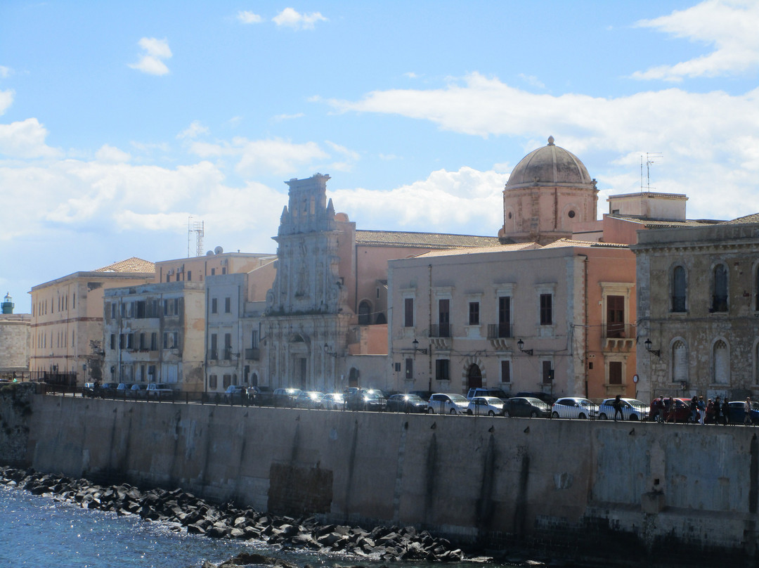 Chiesa dello Spirito Santo-锡拉库扎必去景点
