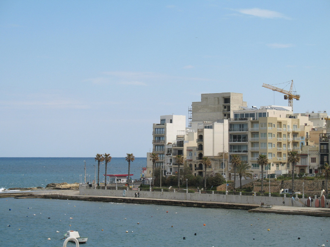 Gillieru Harbour Hotel主图