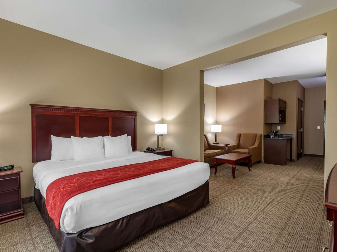 Comfort Suites主图