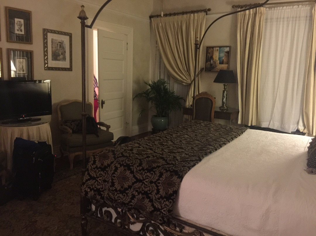 The Historic Michabelle Inn主图